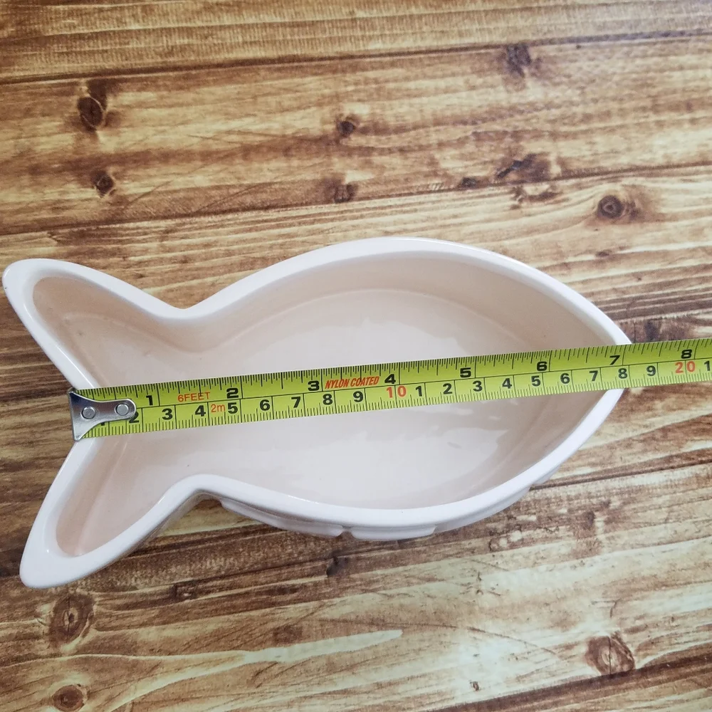 Furry Friends & Co Ceramic Cat Meow Fish Shaped Deep Cream Pet Bowl Water